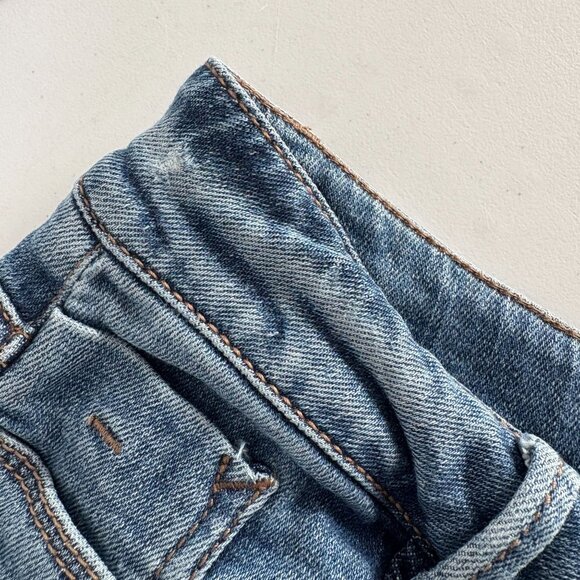 J Jill Denim Weekender Straight Leg Jeans Size 10 Floral Embroidery Mid Rise - Picture 11 of 14